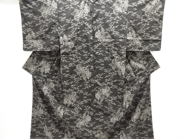 未使用品　遠山に樹木模様織り出し本場泥大島紬着物(9マルキ)